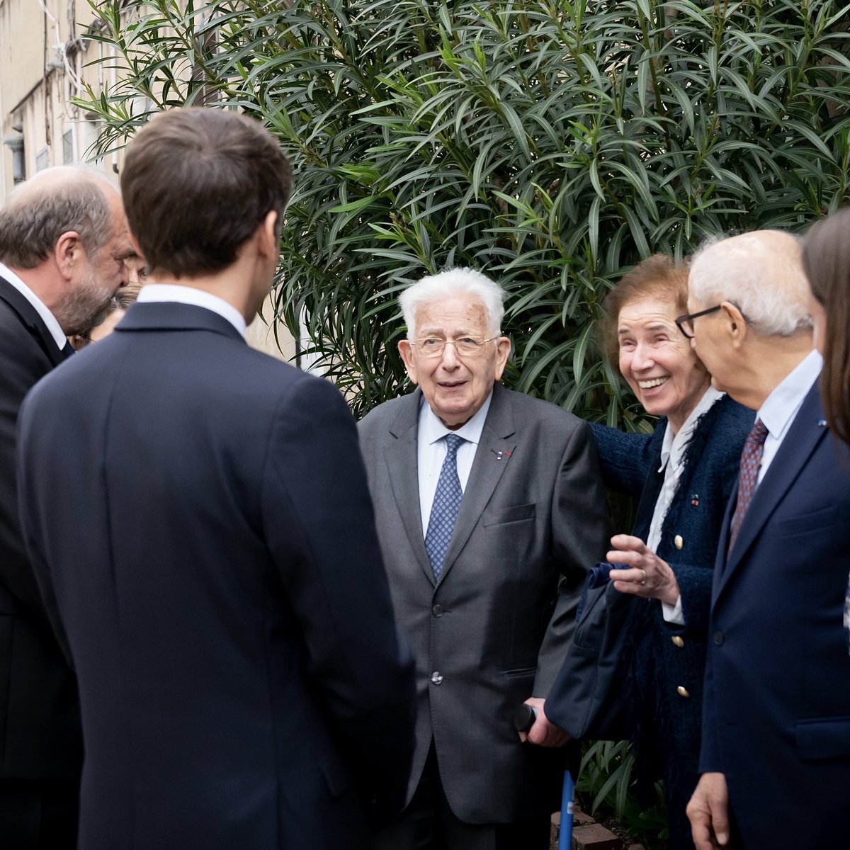 Rescapé d'Auschwitz et de la prison de Montluc, Claude Bloch portait en lui la déchirure de l'Histoire.

Toute sa vie, il fut un passeur de la mémoire de la Shoah. C’est à nous tous que revient le devoir de continuer à la transmettre.

Mes sincères condoléances à ses proches.