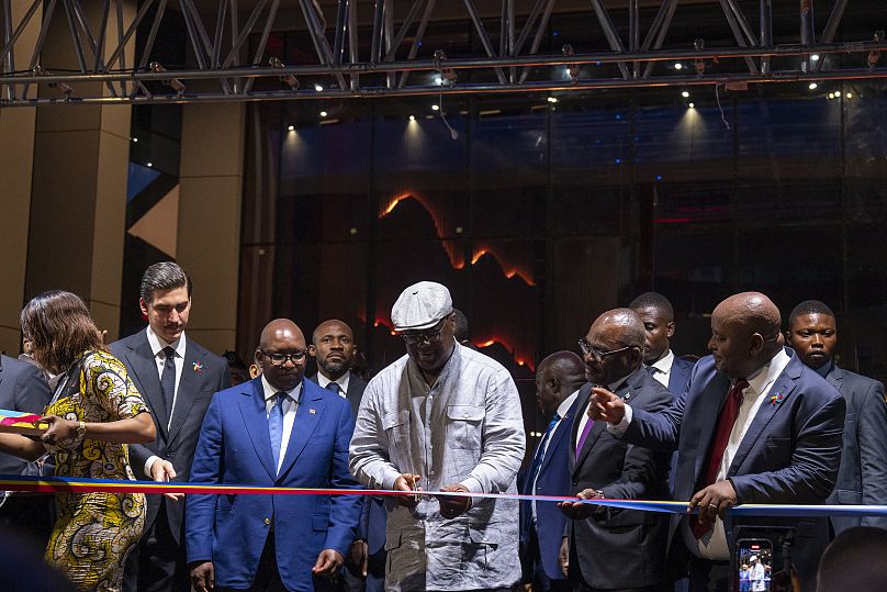 Coupe du ruban d'investiture par le Président de la République Démocratique du Congo, Félix Antoine Tshisekedi