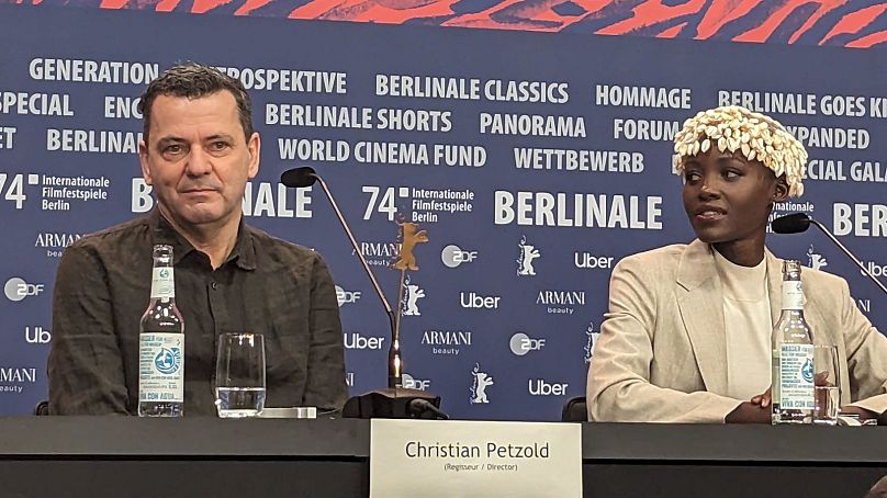 Le cinéaste allemand Christian Petzold avec Lupita Nyong'o.