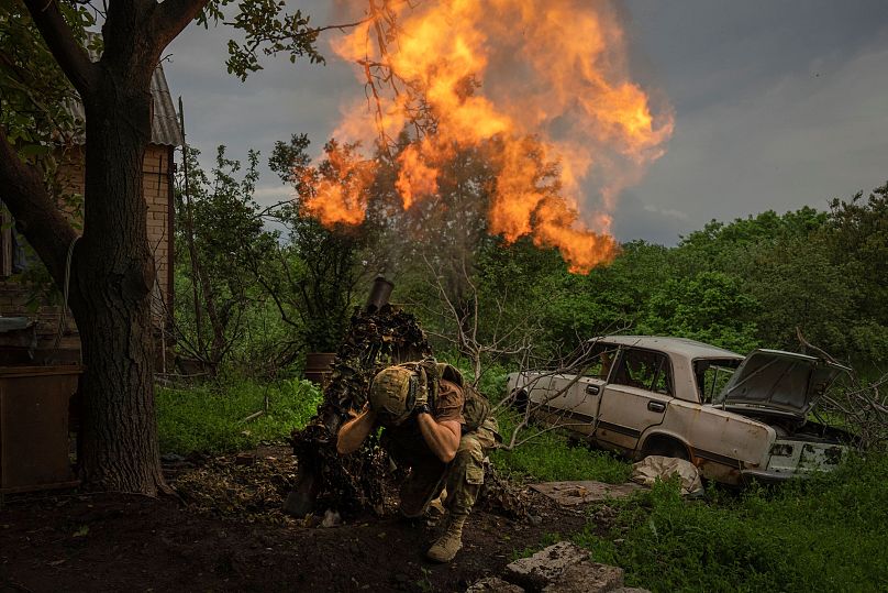 Les combats se déroulent sur environ 30 000 kilomètres carrés de forêt ukrainienne, a indiqué le ministre.