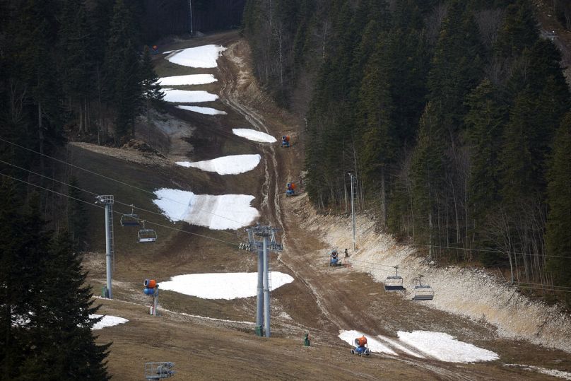 La montagne Bjelasnica, près de Sarajevo, en Bosnie, a également souffert d'un grave manque de neige l'année dernière.