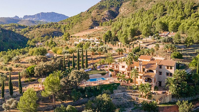 Le Caserio del Mirador est un hôtel familial situé à Valence, en Espagne.