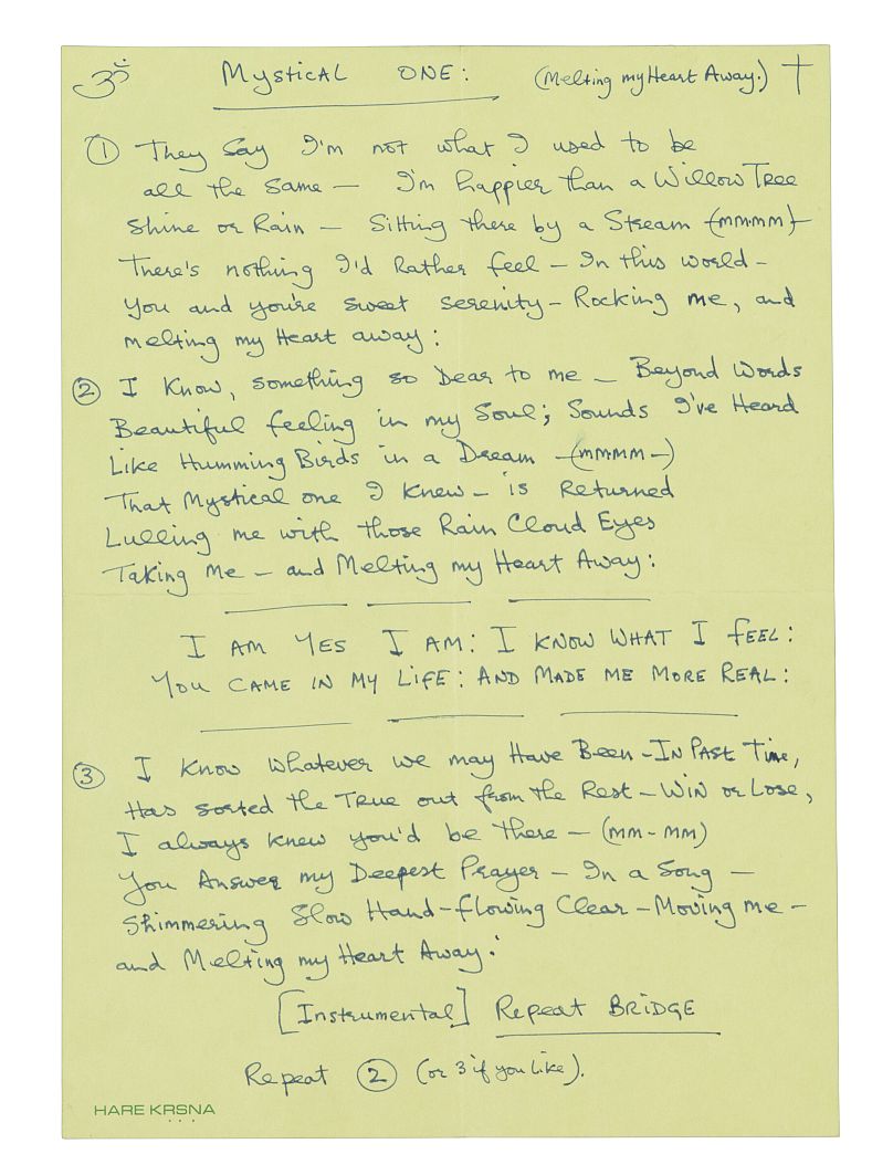 Un ensemble rare de paroles manuscrites de la main de George Harrison pour la chanson "Mystique"estimé à vendre entre 30 000 et 50 000 livres.