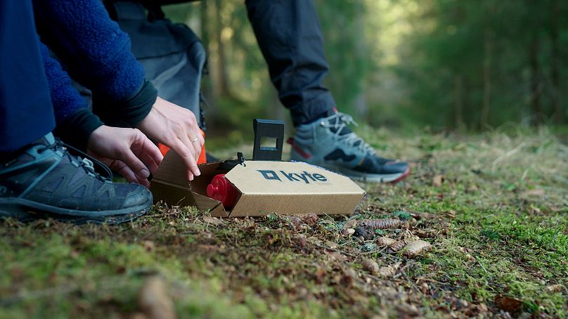 Il peut transporter jusqu'à 1,5 kg