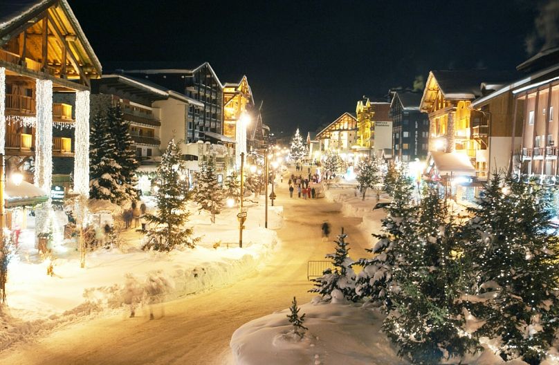 Pourquoi ne pas découvrir les lumières de Val d'Isère de manière écologique ?