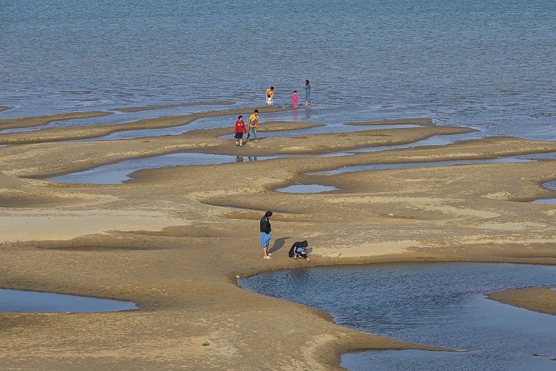 Un banc de sable dans le fleuve Mékong, dans le nord-est de la Thaïlande.