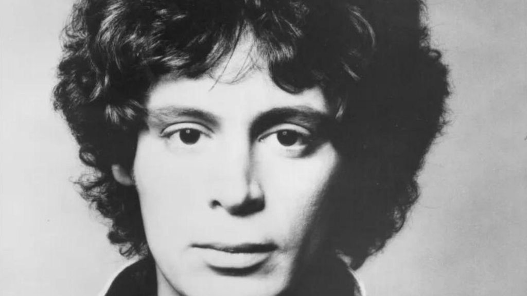 Eric Carmen, chanteur de Hungry Eyes, est décédé à l'âge de 74 ans