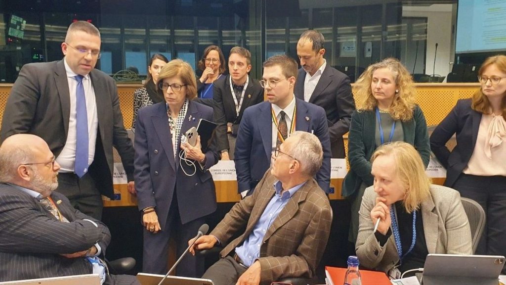 Negotiations between MEPs and the Belgian presidency stretched into the early hours before collapsing at first light today (8 March).