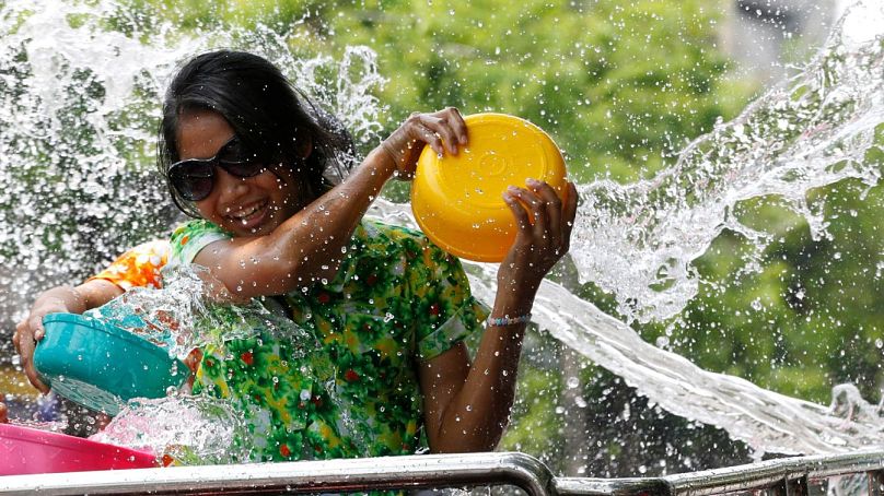 Célébrations de Songkran à Bangkok, Thaïlande, avril 2015.