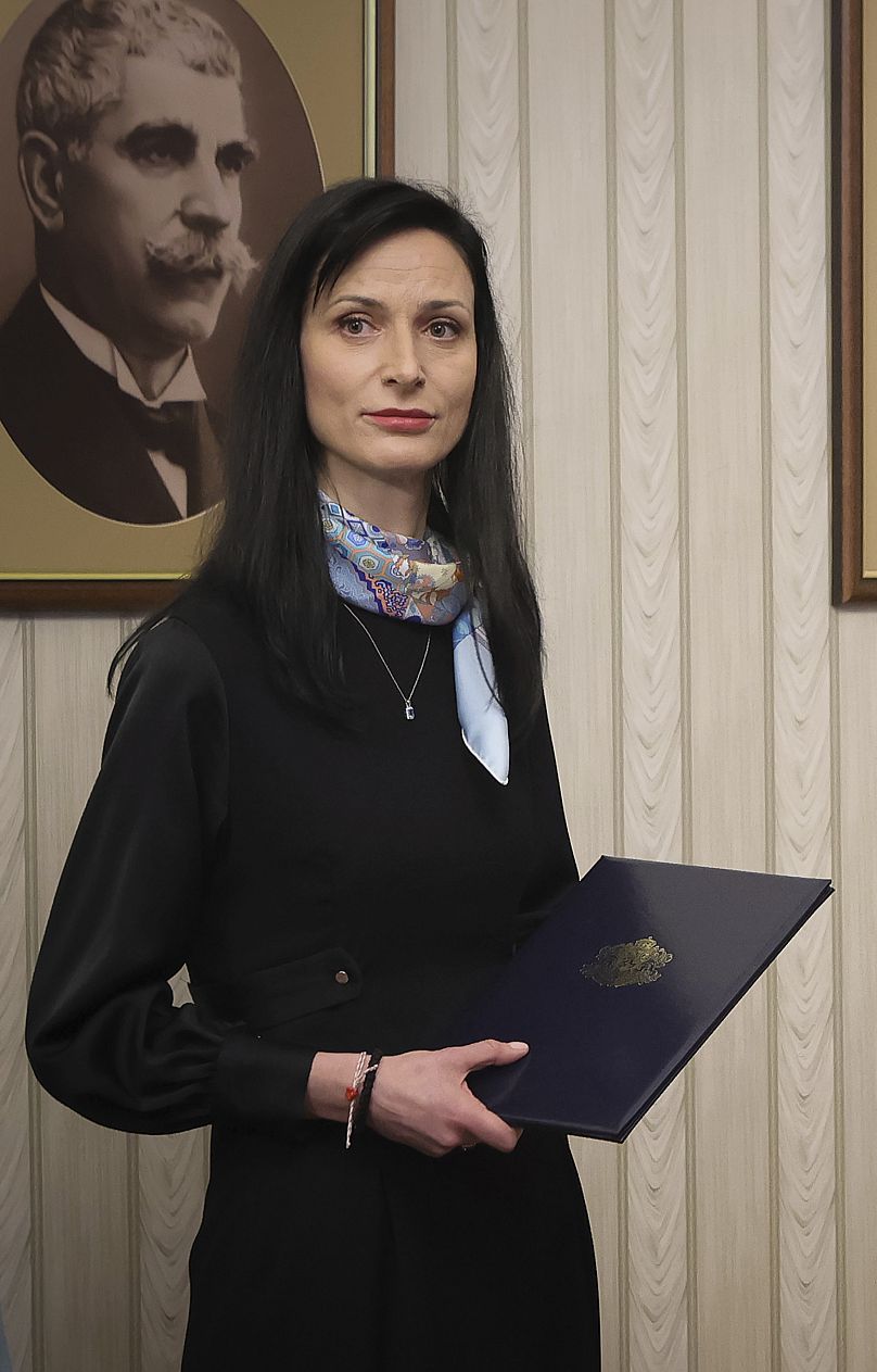 Maria Gabriel, première ministre désignée dans le cadre d'un accord de partage du pouvoir entre les deux principaux partis politiques
