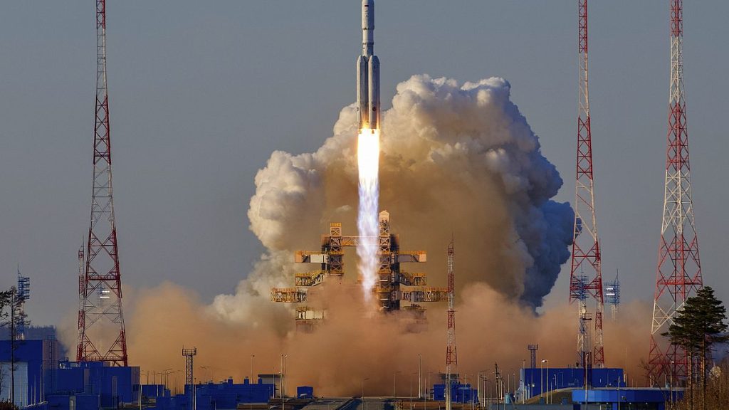 Angara-A5 rocket lifts off from Vostochny space launch facility.