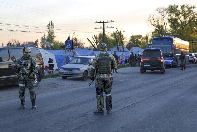 Servicemen of the Russian Army and 'Donetsk People's Republic' militia in Bezimenne, May 6, 2022.