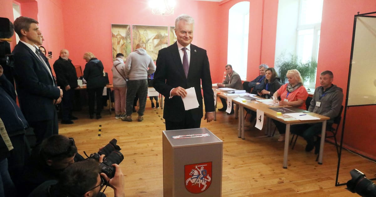 Gitanas Nausėda remporte les élections lituaniennes malgré les craintes liées à l'agression de Poutine