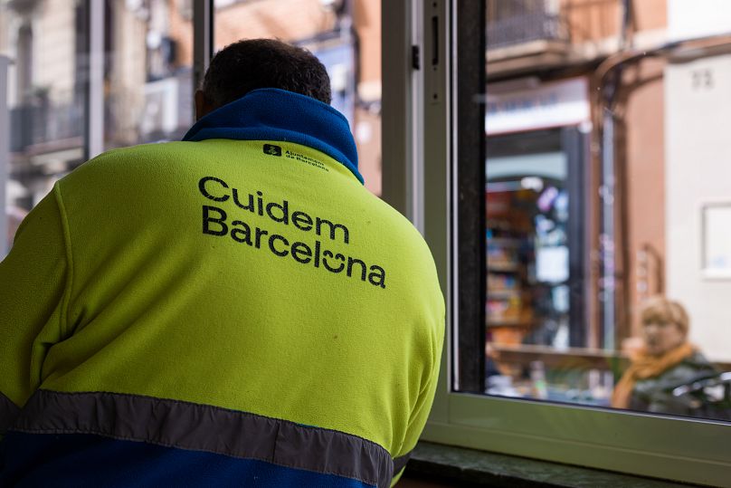 Un employé de la ville de Barcelone. 