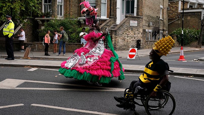 Le carnaval de Notting Hill est connu pour ses costumes colorés et flamboyants. 