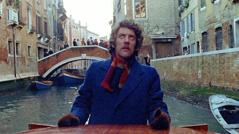 Donald Sutherland dans Ne regarde pas maintenant (1973) 