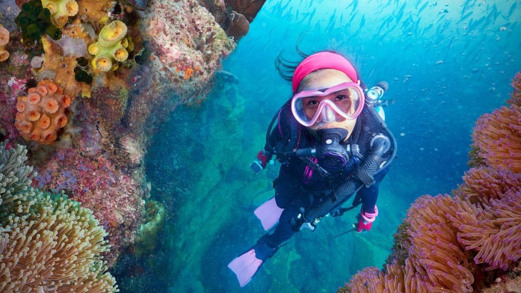 Sunscreen can wash into the ocean while you