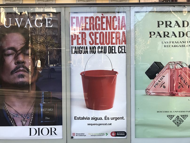 Des affiches placardées partout à Barcelone pendant la période de sécheresse maximale.