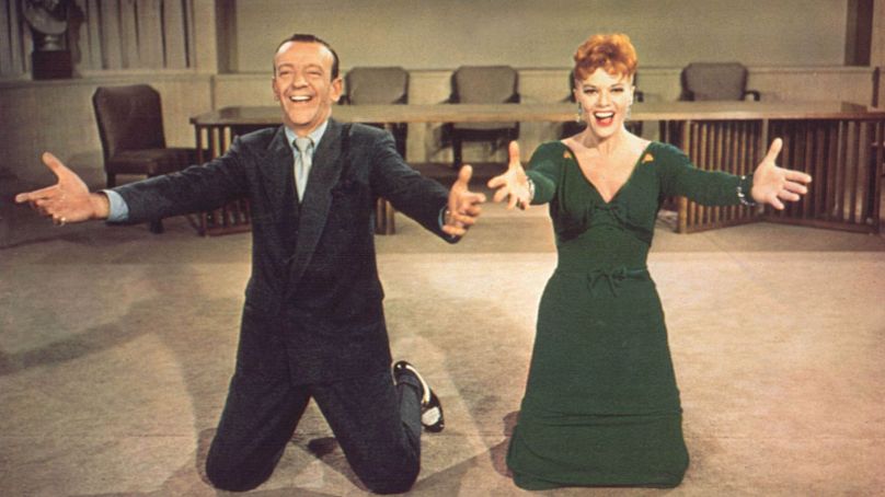 Fred Astaire et Janis Paige dans le film Silk Stockings de 1957.