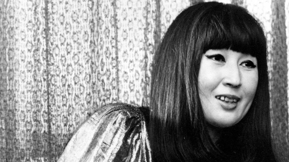 Kazuko Shiraishi, ‘the Allen Ginsberg of Japan’, dies aged 93