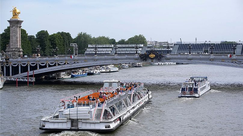 Le pont Alexandre III sur la Seine, où doivent se dérouler trois épreuves olympiques – si l'eau peut être rendue sûre.