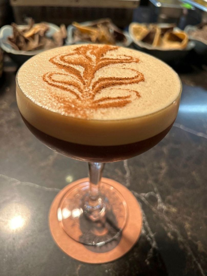 Cocktail Mezcal Espresso Martini du Bar de Cavita à Londres. 