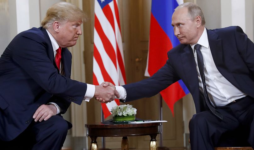 L'ancien président américain Donald Trump avec le président russe Vladimir Poutine en 2018