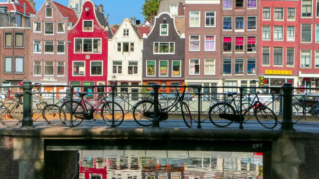 Tourists arriving in Amsterdam via cruise ship will see significant changes