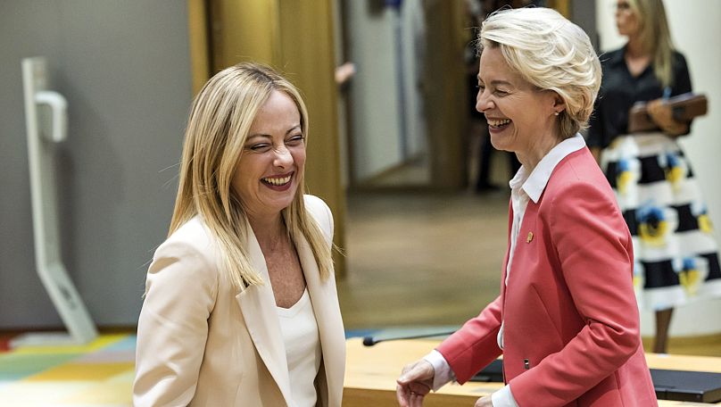 Au cours de sa campagne, Ursula von der Leyen a fait des ouvertures auprès de Giorgia Meloni.