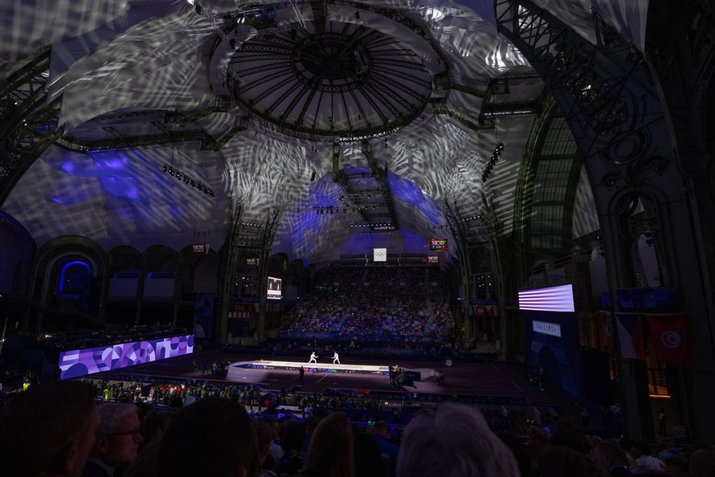 L’argent au Grand Palais pour Auriane Mallo-Breton ! Félicitations championne. Quelle fierté ! Et quel stade iconique !