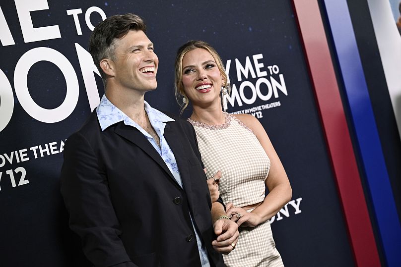 Scarlett Johansson avec son mari Colin Jost, à la première mondiale de « Fly Me to the Moon » - New York - 8 juillet 2024