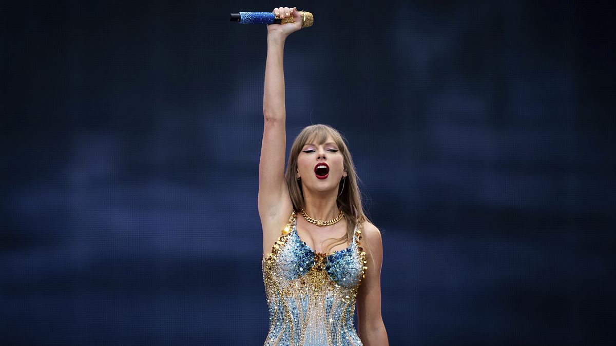 Taylor Swift still due to perform in London – with police evaluating intelligence