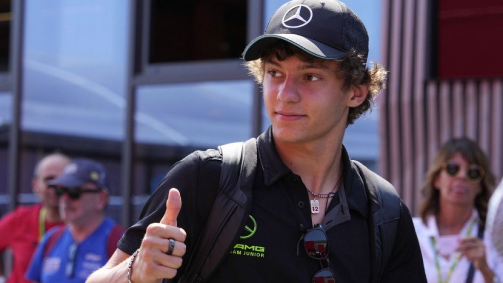 Mercedes driver Andrea Kimi Antonelli of Italy gives a thumbs up at the Monza racetrack, in Monza, Italy, on Thursday, August 29, 2024.