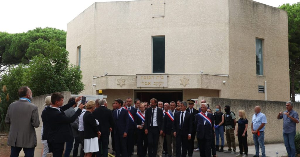 La France arrête un suspect dans l'attaque « terroriste » d'une synagogue