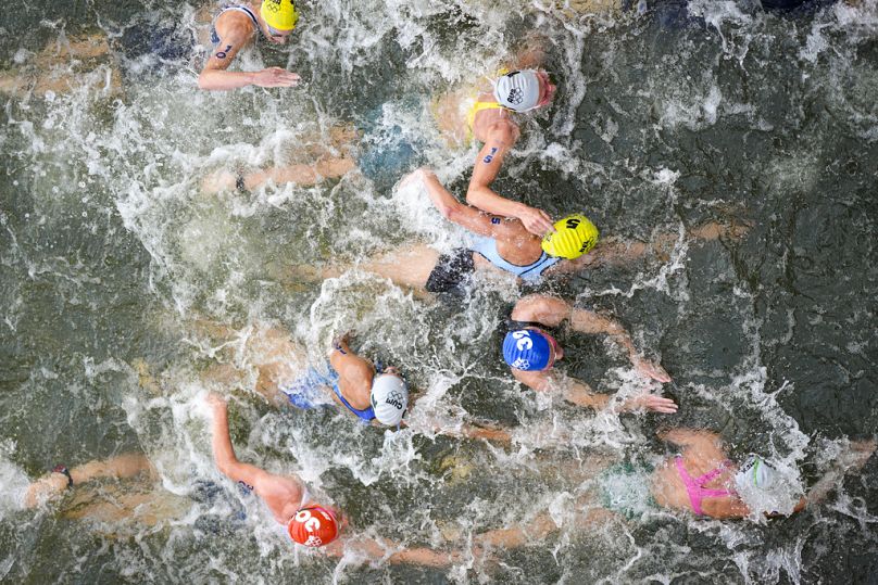 Une photo de la compétition individuelle de triathlon féminin aux Jeux olympiques d'été de 2024, le mercredi 31 juillet 2024, à Paris, en France