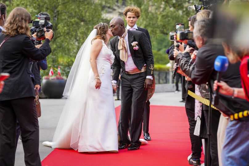 La princesse Martha Louise de Norvège et Durek Verrett arrivent pour leur mariage, à Geiranger, en Norvège, le samedi 31 août 2024.