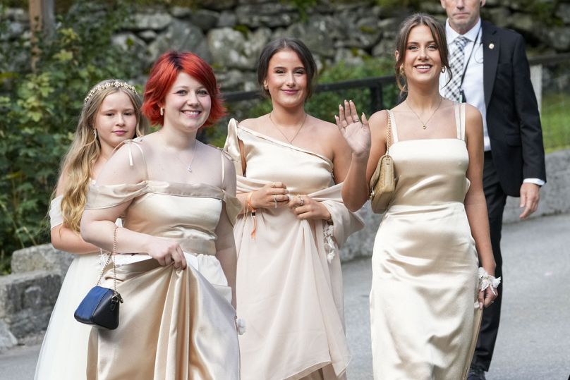 Les filles de la princesse Martha Louise de Norvège, Maud Angelica Behn, Emma Tallulah Behn et Leah Isadora Behn, à Geiranger, le samedi 31 août 2024.