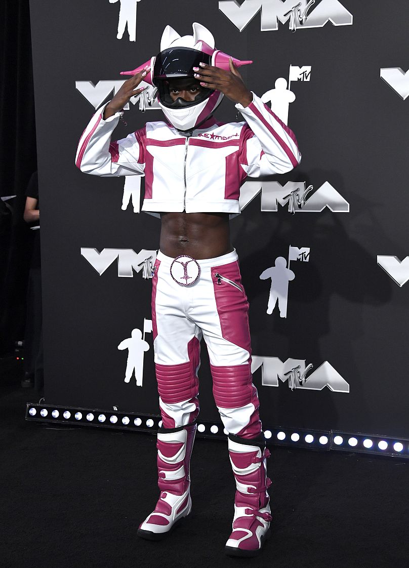 Lil Nas X arrive aux MTV Video Music Awards le mercredi 11 septembre 2024.