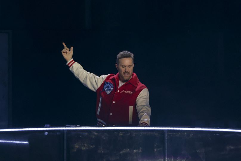 David Guetta se produit aux Brit Awards 2023 à Londres, le samedi 11 février 2023