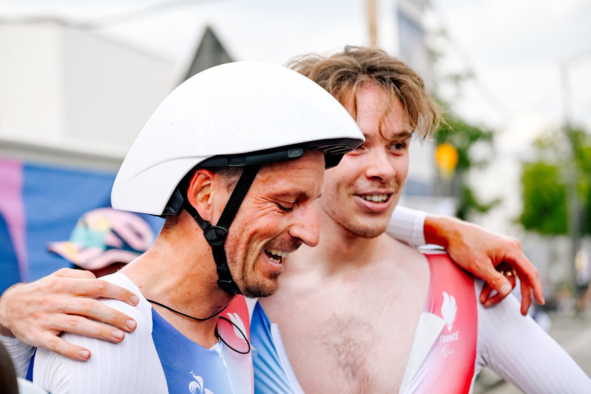 L’OR et l’argent ! Kevin Le Cunff et Gatien Le Rousseau au sommet du contre-la-montre ! Félicitations champions.