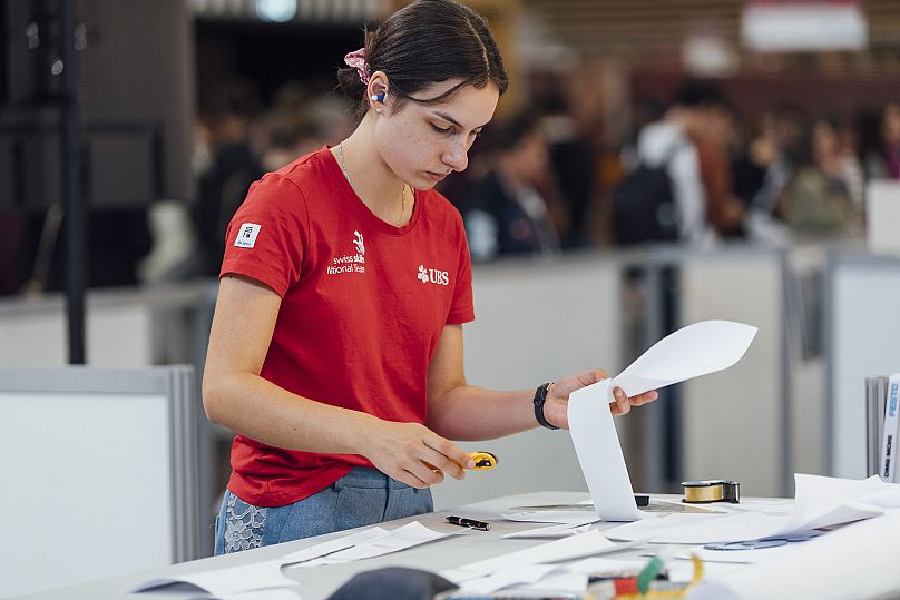   Stefanie Fahrni de Suisse a obtenu une médaille de bronze en technologie de la mode.