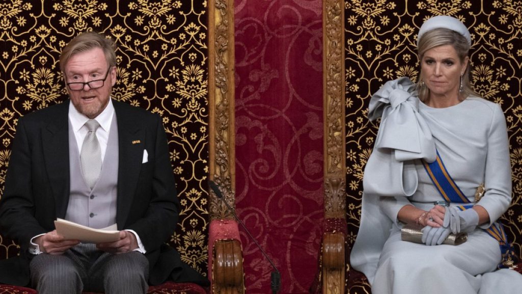 Dutch King Willem-Alexander, seated next to Queen Maxima, outlines the new government