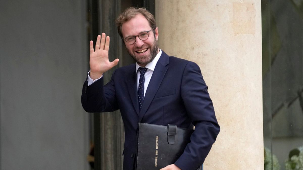 Arrival of the new Minister for the Economy and Finance, Antoine Armand, at the Élysée Palace for the first Council of Ministers, 23 September 2024.