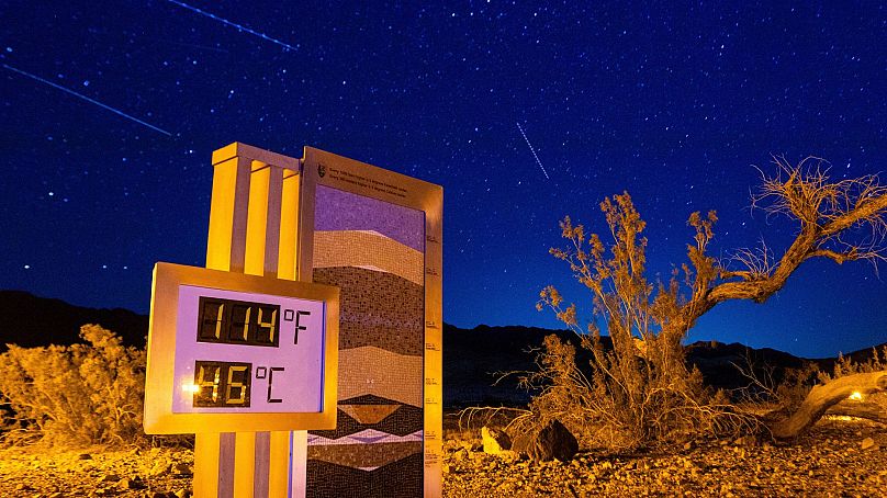 Un thermostat au centre d'accueil des visiteurs de Furnace Creek, le 7 juillet 2024, parc national de la Vallée de la Mort, Californie.