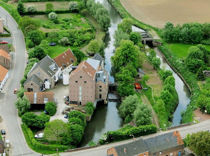 Moulins à eau en région flamande, partie intégrante d'une communauté énergétique belge