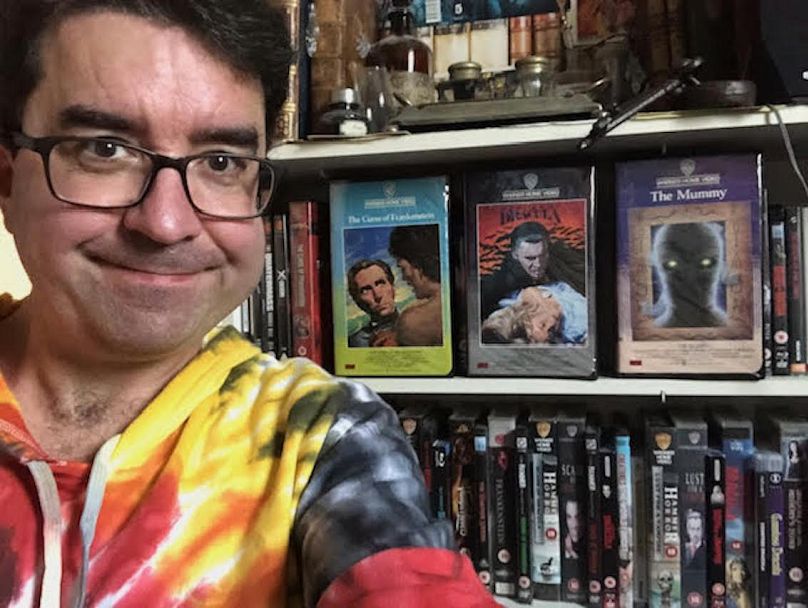 Le principal amour de Simon est la VHS de Hammer Film Productions