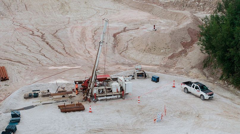 Imerys développe un site à Échassières qui était auparavant exploité pour le minéral Kaolin.