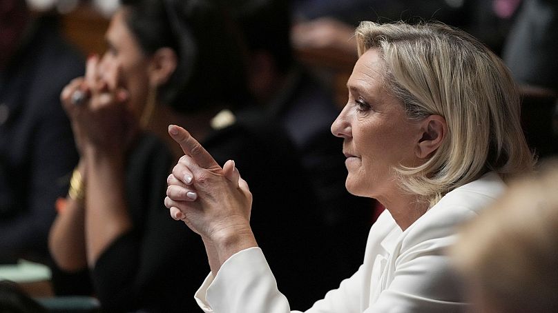 Marine Le Pen a déclaré qu'elle donnerait au gouvernement 