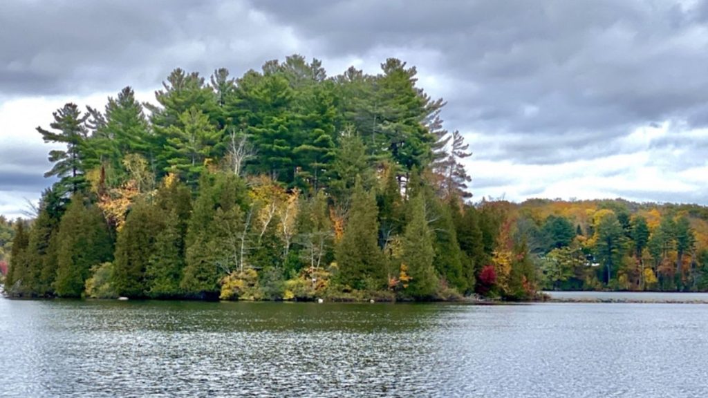 La Echo Island, Quebec, Canada