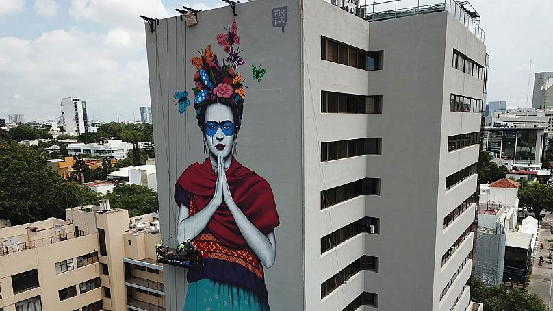 Une fresque géante de Frida Kahlo réalisée par Fin DAC à Guadalajara, au Mexique. 